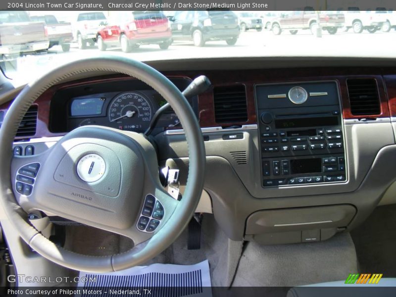 Charcoal Grey Metallic / Dark Stone/Medium Light Stone 2004 Lincoln Town Car Signature