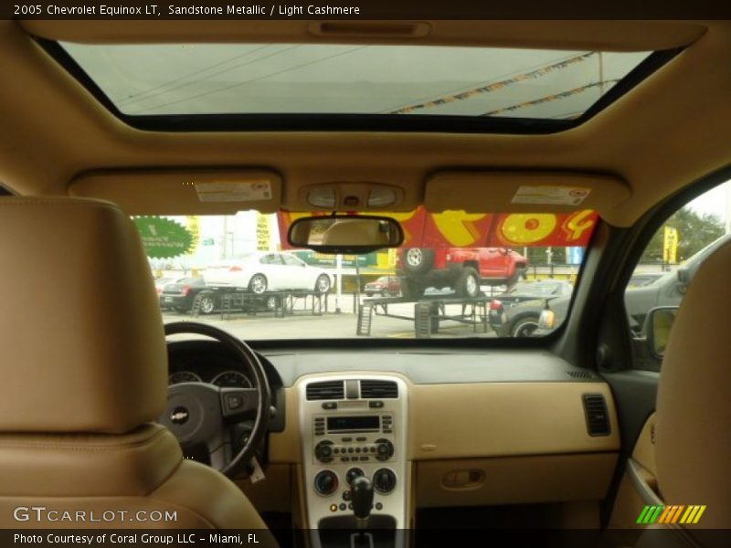 Sandstone Metallic / Light Cashmere 2005 Chevrolet Equinox LT