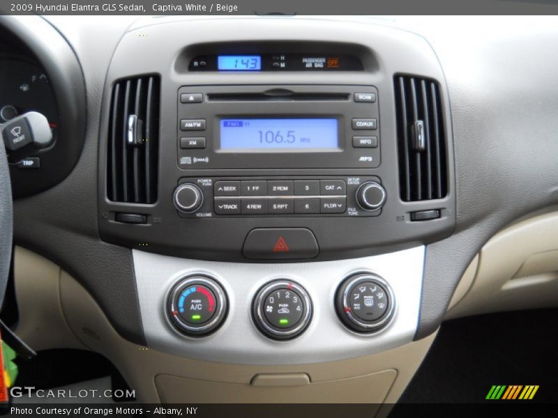 Captiva White / Beige 2009 Hyundai Elantra GLS Sedan