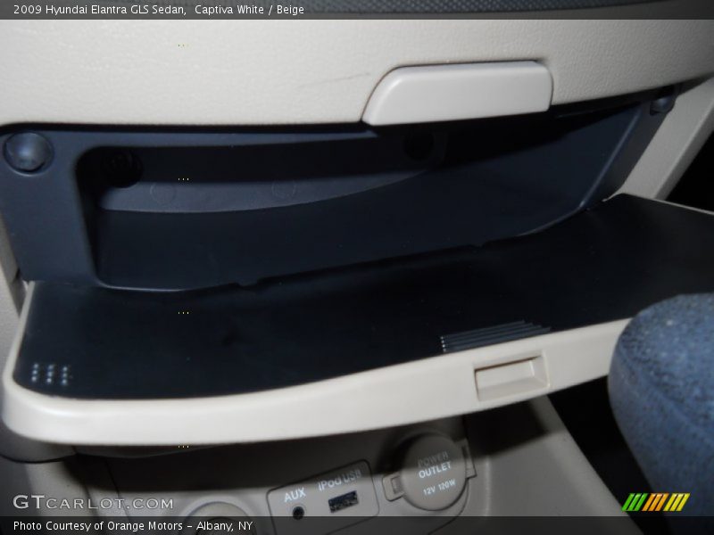 Captiva White / Beige 2009 Hyundai Elantra GLS Sedan