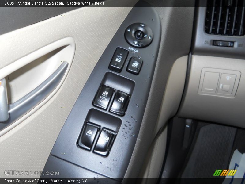 Captiva White / Beige 2009 Hyundai Elantra GLS Sedan