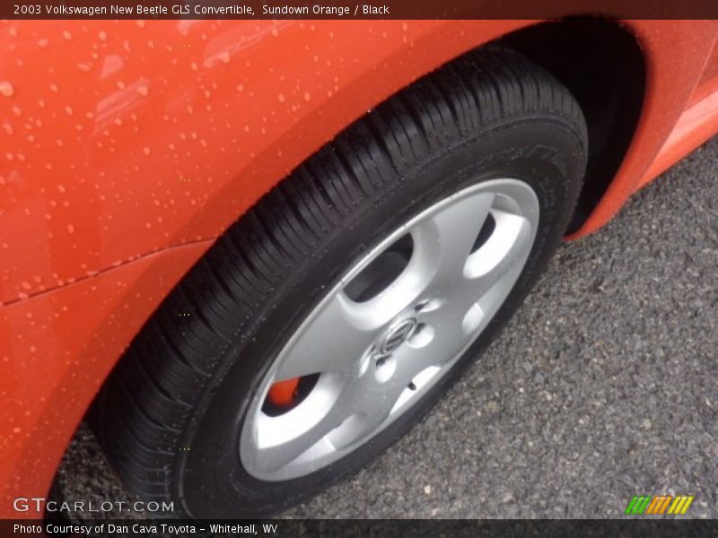 Sundown Orange / Black 2003 Volkswagen New Beetle GLS Convertible