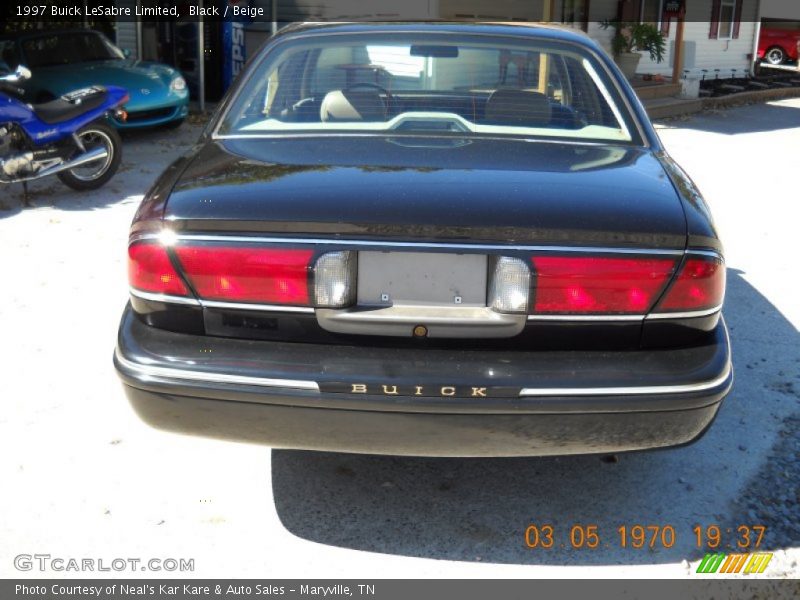 Black / Beige 1997 Buick LeSabre Limited