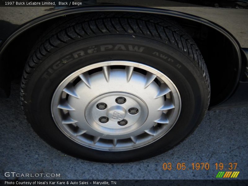 Black / Beige 1997 Buick LeSabre Limited