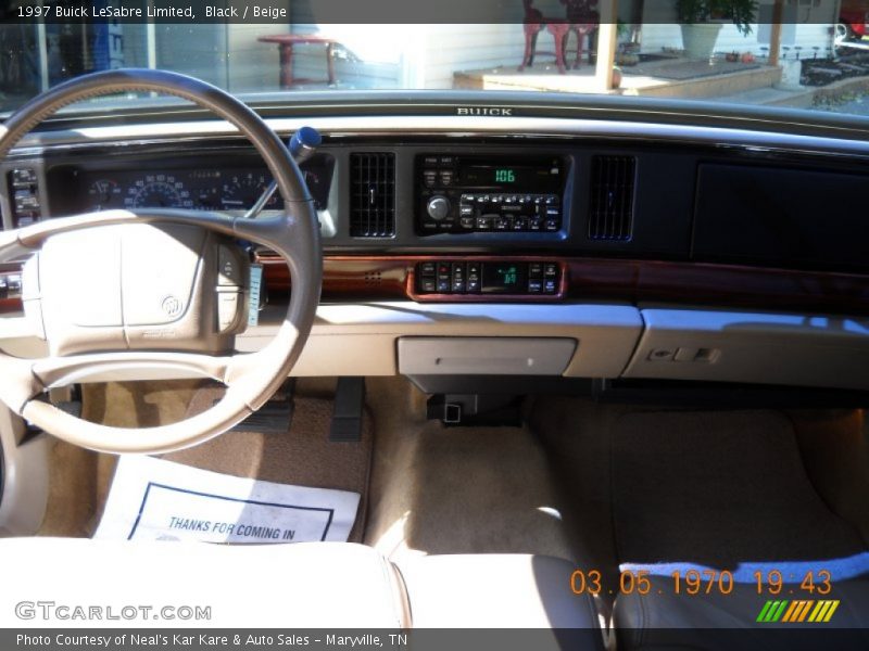 Black / Beige 1997 Buick LeSabre Limited