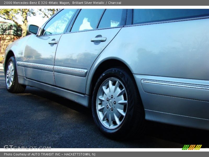 Brilliant Silver Metallic / Charcoal 2000 Mercedes-Benz E 320 4Matic Wagon