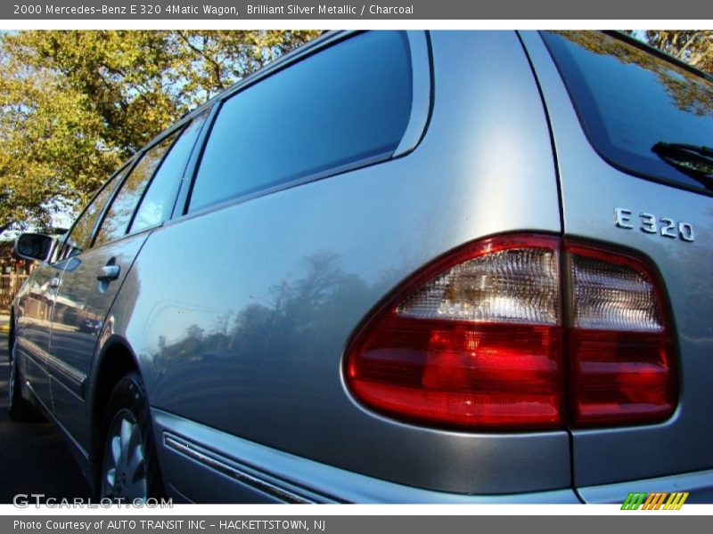 Brilliant Silver Metallic / Charcoal 2000 Mercedes-Benz E 320 4Matic Wagon