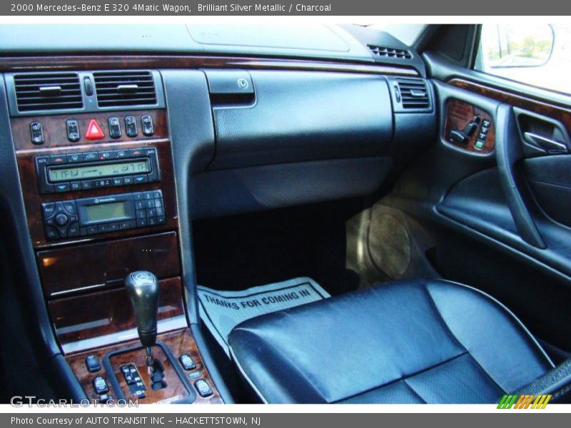 Brilliant Silver Metallic / Charcoal 2000 Mercedes-Benz E 320 4Matic Wagon