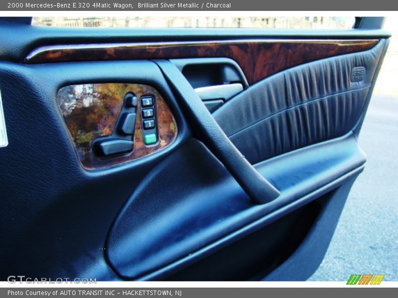 Brilliant Silver Metallic / Charcoal 2000 Mercedes-Benz E 320 4Matic Wagon