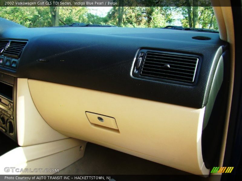 Indigo Blue Pearl / Beige 2002 Volkswagen Golf GLS TDI Sedan