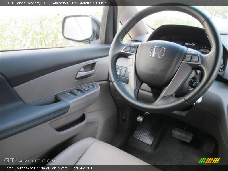Alabaster Silver Metallic / Truffle 2011 Honda Odyssey EX-L
