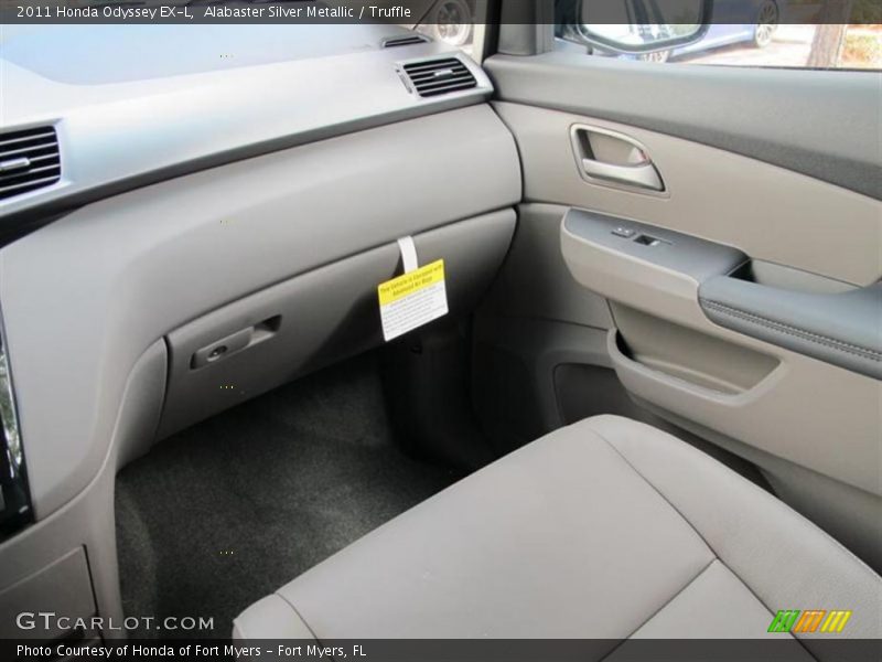 Alabaster Silver Metallic / Truffle 2011 Honda Odyssey EX-L