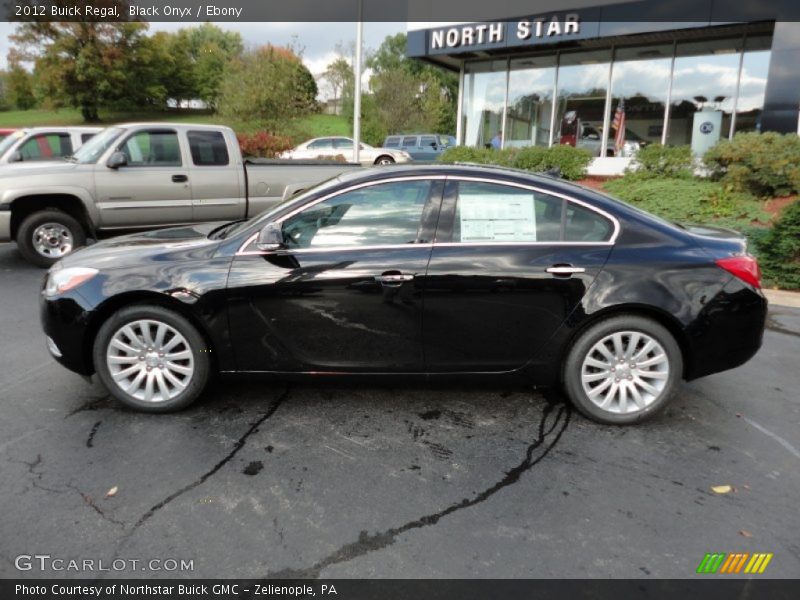 Black Onyx / Ebony 2012 Buick Regal