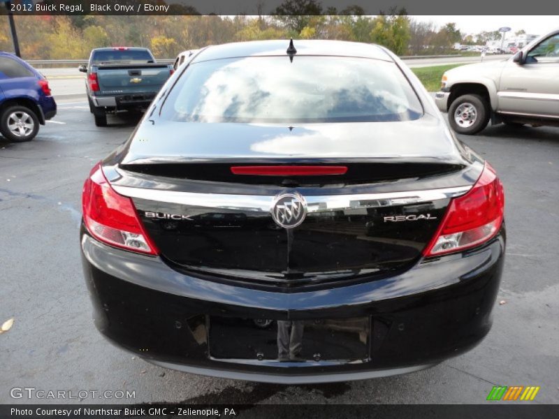 Black Onyx / Ebony 2012 Buick Regal