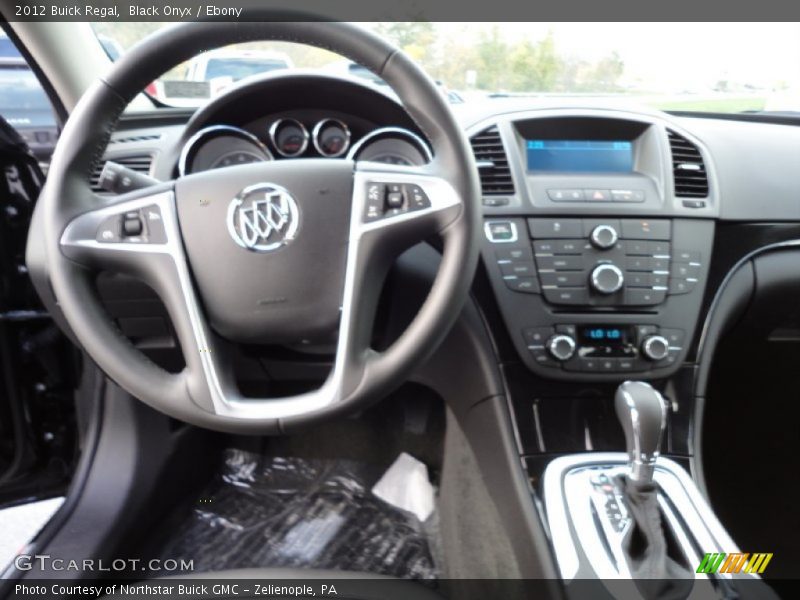 Black Onyx / Ebony 2012 Buick Regal