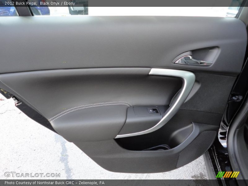 Black Onyx / Ebony 2012 Buick Regal