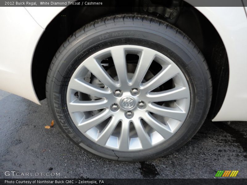 White Diamond Tricoat / Cashmere 2012 Buick Regal