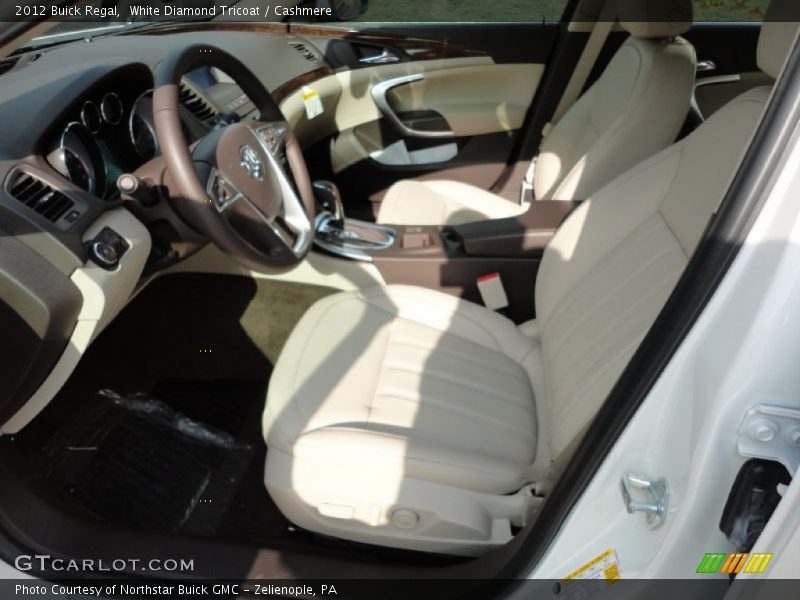 White Diamond Tricoat / Cashmere 2012 Buick Regal