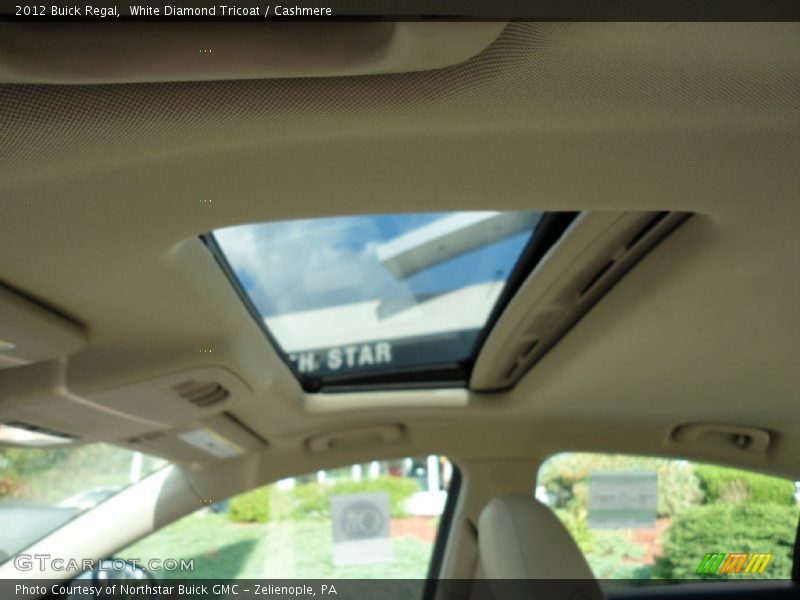 White Diamond Tricoat / Cashmere 2012 Buick Regal