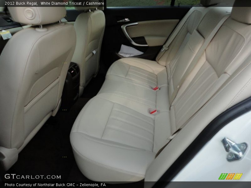 White Diamond Tricoat / Cashmere 2012 Buick Regal