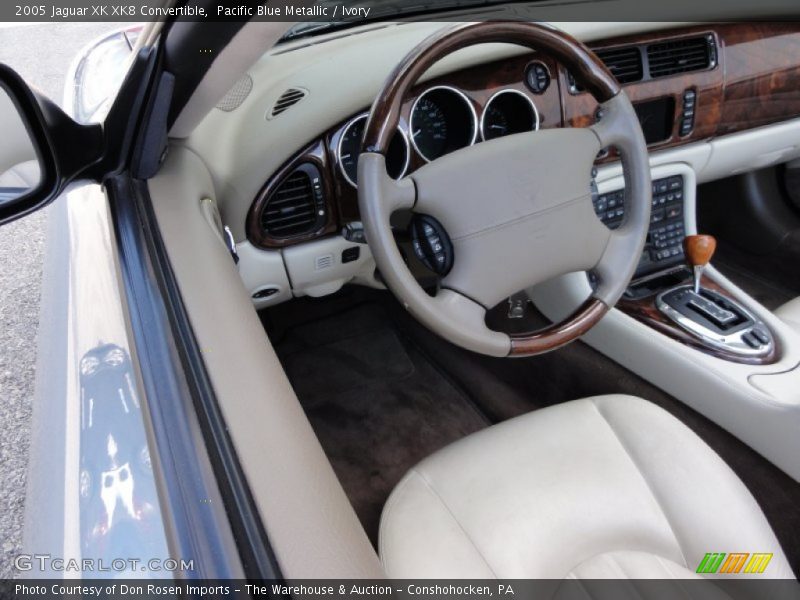  2005 XK XK8 Convertible Steering Wheel