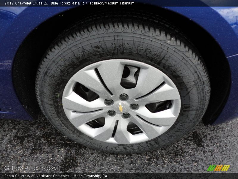 Blue Topaz Metallic / Jet Black/Medium Titanium 2012 Chevrolet Cruze LS