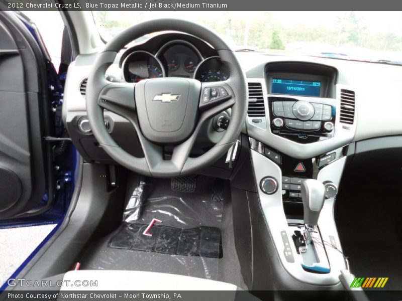 Blue Topaz Metallic / Jet Black/Medium Titanium 2012 Chevrolet Cruze LS