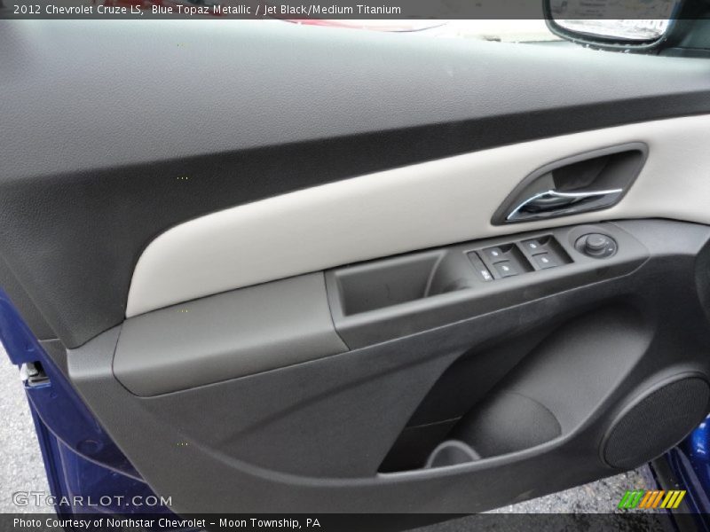 Blue Topaz Metallic / Jet Black/Medium Titanium 2012 Chevrolet Cruze LS