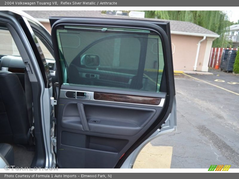 Reflex Silver Metallic / Anthracite 2004 Volkswagen Touareg V8