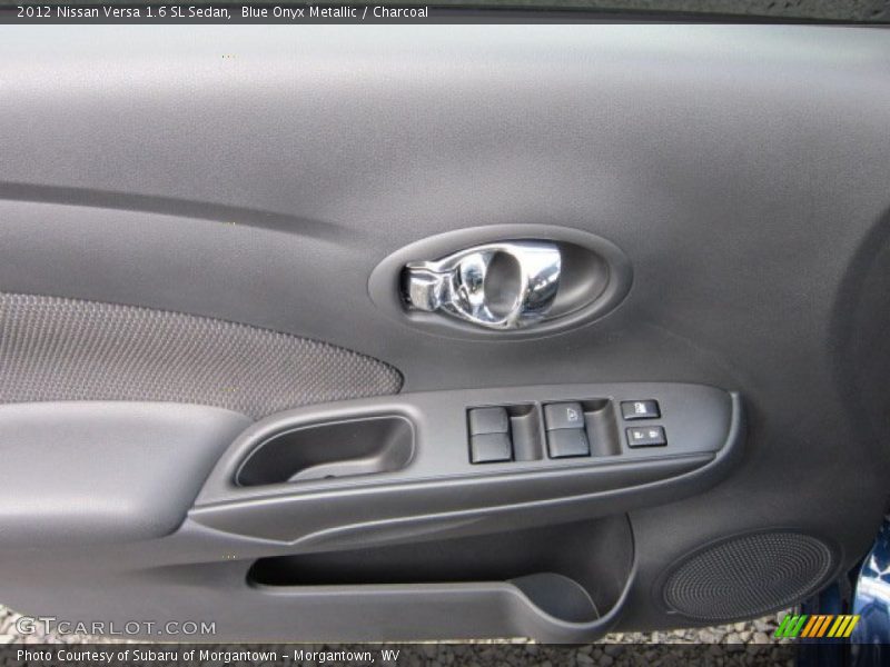 Door Panel of 2012 Versa 1.6 SL Sedan