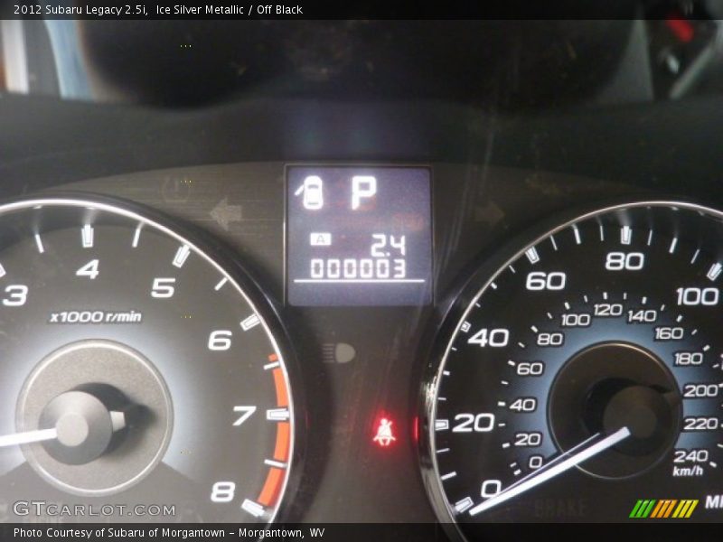 Ice Silver Metallic / Off Black 2012 Subaru Legacy 2.5i