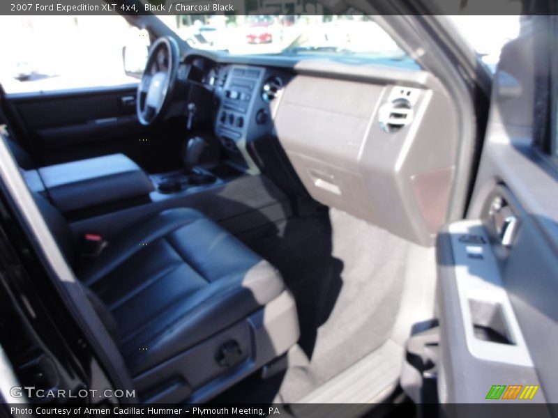 Black / Charcoal Black 2007 Ford Expedition XLT 4x4
