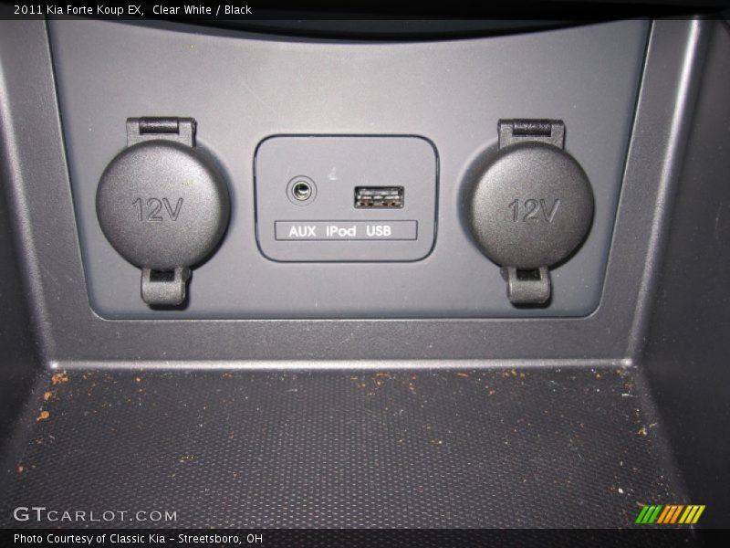 Controls of 2011 Forte Koup EX