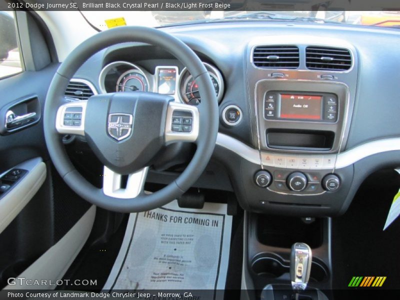 Brilliant Black Crystal Pearl / Black/Light Frost Beige 2012 Dodge Journey SE