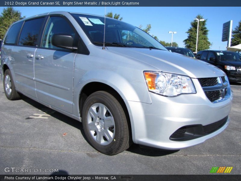 Bright Silver Metallic / Black/Light Graystone 2012 Dodge Grand Caravan SE