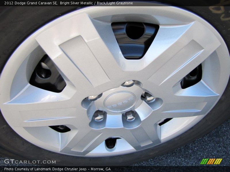 Bright Silver Metallic / Black/Light Graystone 2012 Dodge Grand Caravan SE