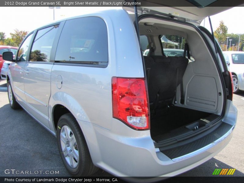 Bright Silver Metallic / Black/Light Graystone 2012 Dodge Grand Caravan SE