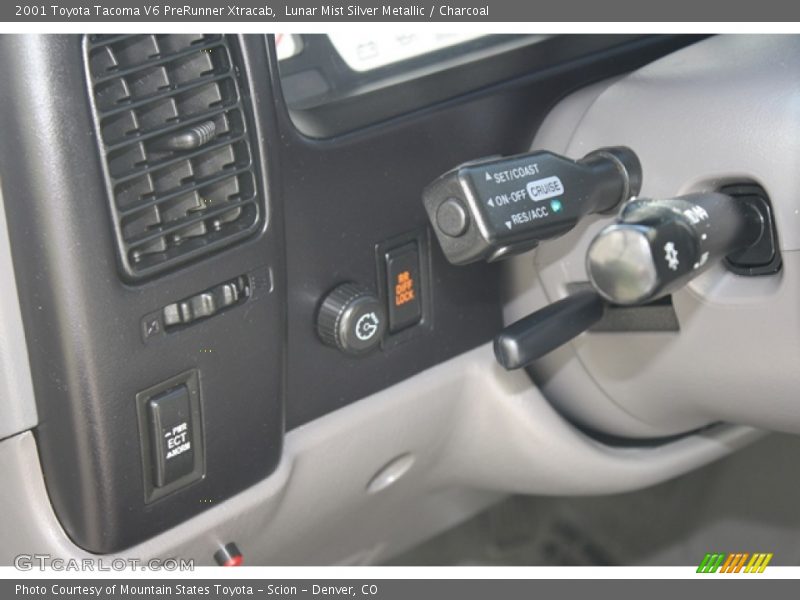 Lunar Mist Silver Metallic / Charcoal 2001 Toyota Tacoma V6 PreRunner Xtracab