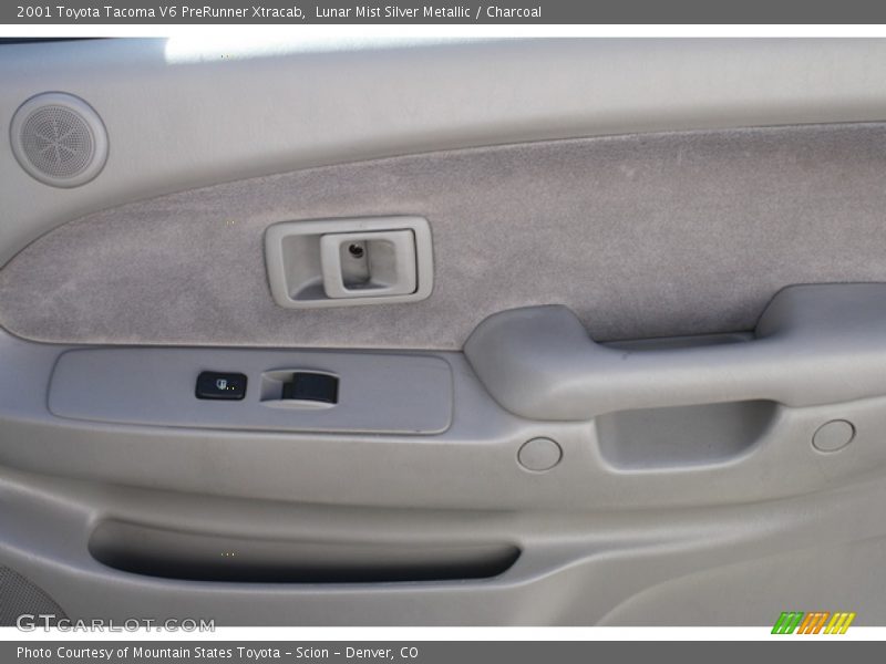 Lunar Mist Silver Metallic / Charcoal 2001 Toyota Tacoma V6 PreRunner Xtracab