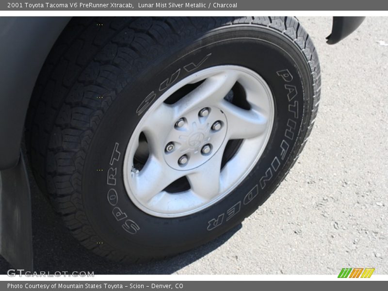Lunar Mist Silver Metallic / Charcoal 2001 Toyota Tacoma V6 PreRunner Xtracab