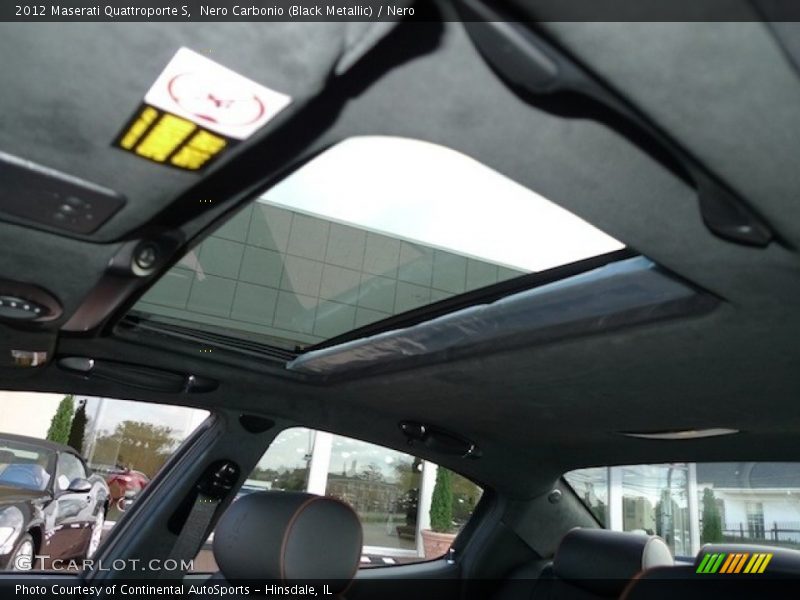 Sunroof of 2012 Quattroporte S