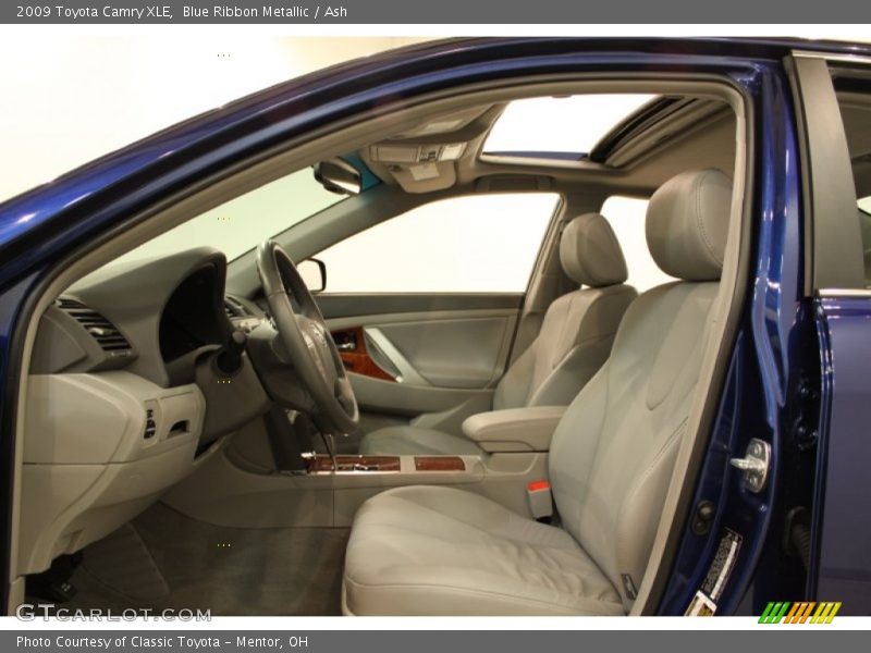 Blue Ribbon Metallic / Ash 2009 Toyota Camry XLE