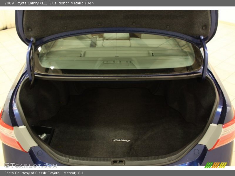 Blue Ribbon Metallic / Ash 2009 Toyota Camry XLE