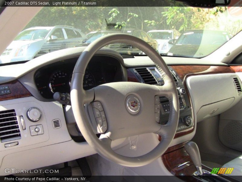 Light Platinum / Titanium 2007 Cadillac DTS Sedan