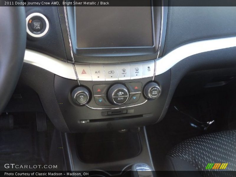 Bright Silver Metallic / Black 2011 Dodge Journey Crew AWD
