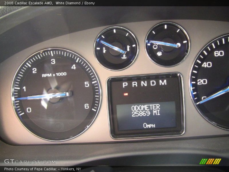 White Diamond / Ebony 2008 Cadillac Escalade AWD