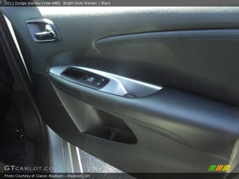 Bright Silver Metallic / Black 2011 Dodge Journey Crew AWD