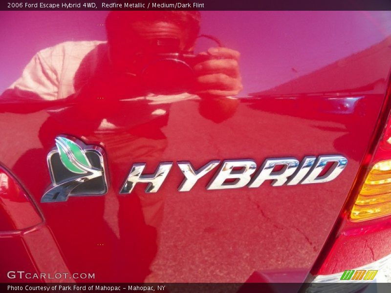  2006 Escape Hybrid 4WD Logo