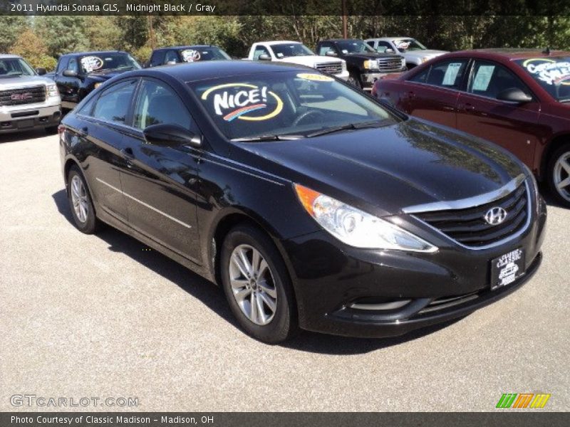 Midnight Black / Gray 2011 Hyundai Sonata GLS