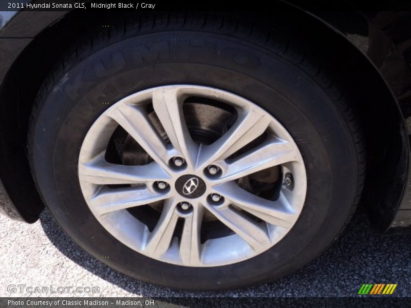 Midnight Black / Gray 2011 Hyundai Sonata GLS